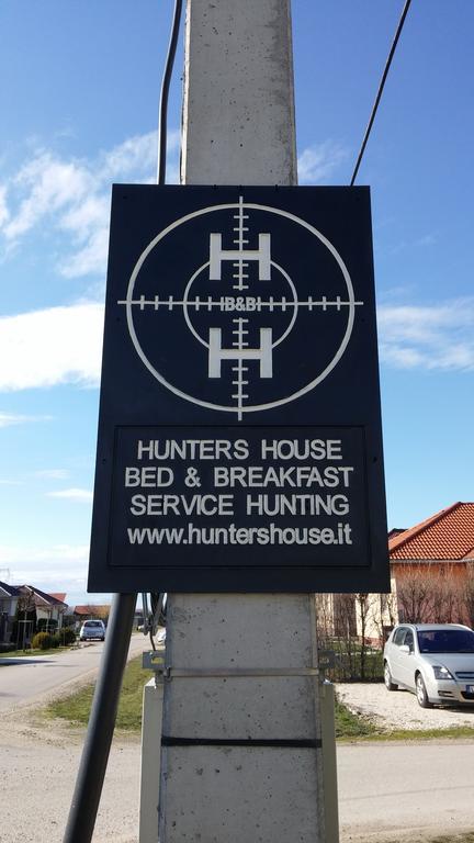 Hunters House Kft Bed And Breakfast Toltestava Esterno foto